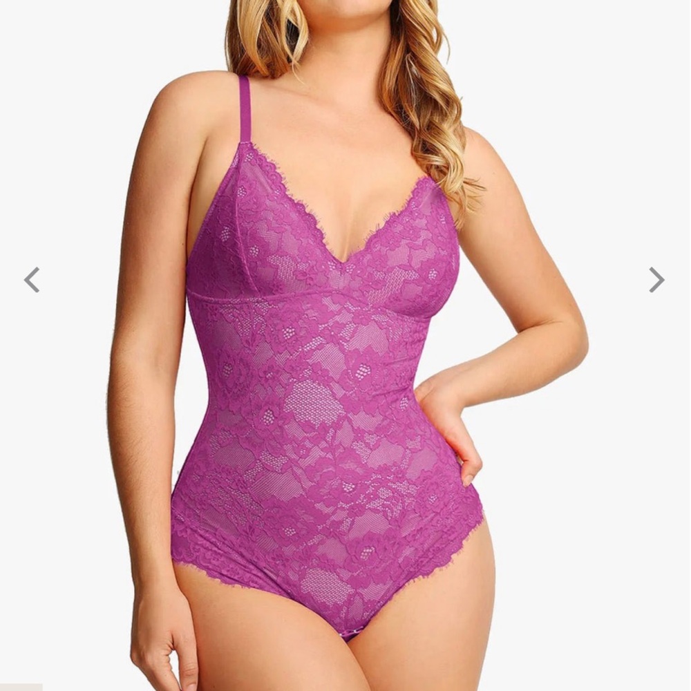 Shapewear Firm Control Smoothing Full Lace bodysuit
